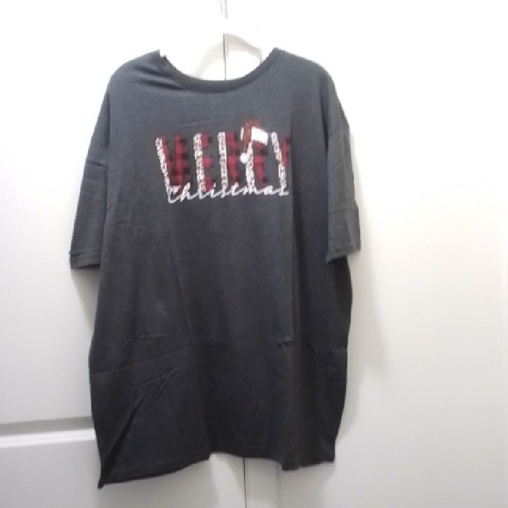 Unisex Charcoal Heather T-shirts By Pivotal Partners That Says Merry Christmas